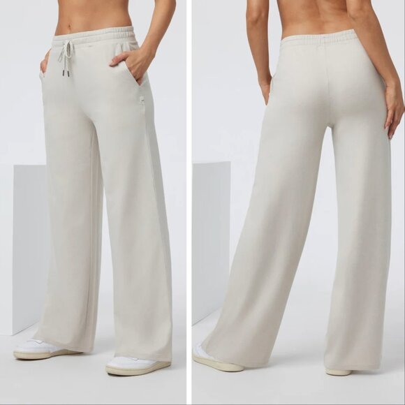 Vuori Halo Ecru Heather Essential Wideleg Pant - Picture 1 of 8